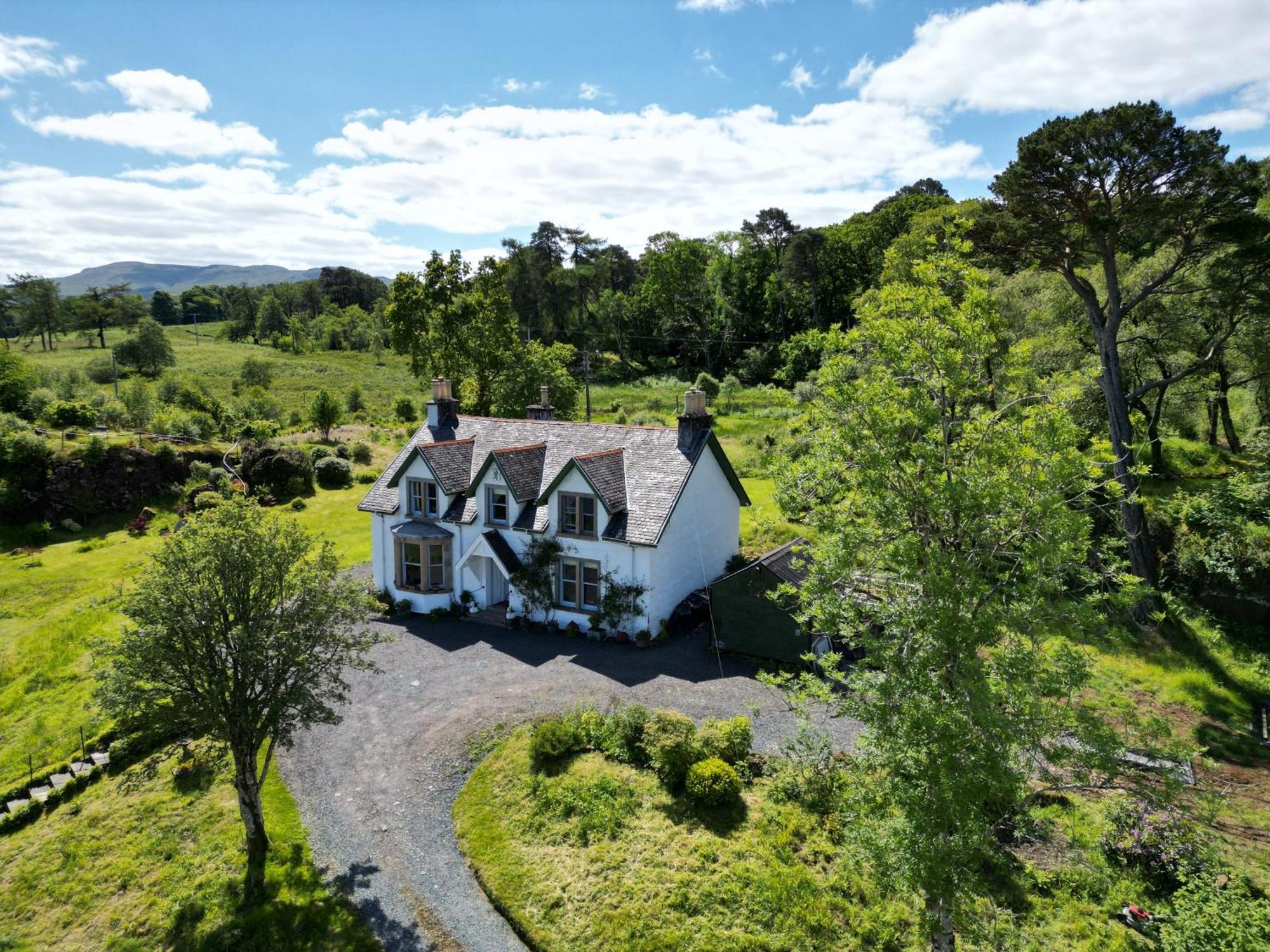 Glenaros Lodge Salen  Bagian luar foto